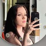 cutegothellefree from onlyfans