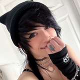 287419510611259392 from fansly