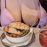 fullaccessfoodandboobs from onlyfans