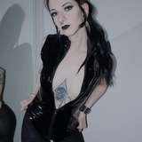 gothlizardfree from onlyfans